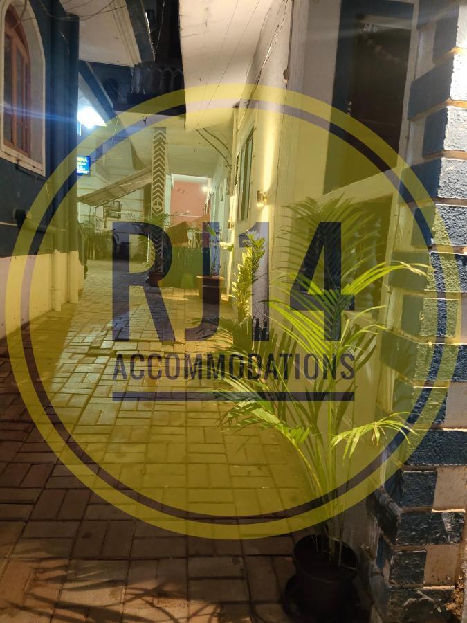 Rj-14 Guest House บากา ภายนอก รูปภาพ